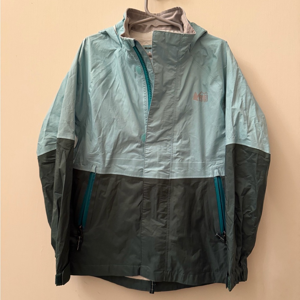 Rei kids toddlers rain jacket xs 6-7y. Msrp $80
